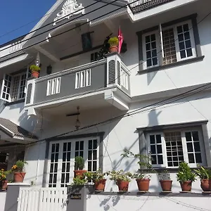 Gloria , Kochi India